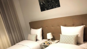 Apartemen Comfort, 2 kamar tidur, dapur, pemandangan kota | 2 kamar tidur, seprai premium, kedap suara, dan Wi-Fi gratis