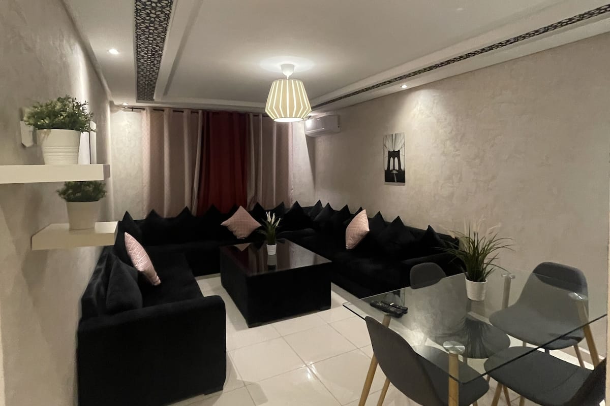 Traditional Apartment, 2 Bedrooms, City View | Living area | TV