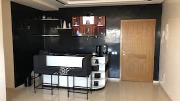 Căn hộ có tầm nhìn toàn cảnh, 2 phòng ngủ, ban công, quang cảnh sông | Minibar