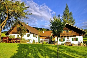 Exterior - Ferienhof Margarthengut (Unterach am Attersee)