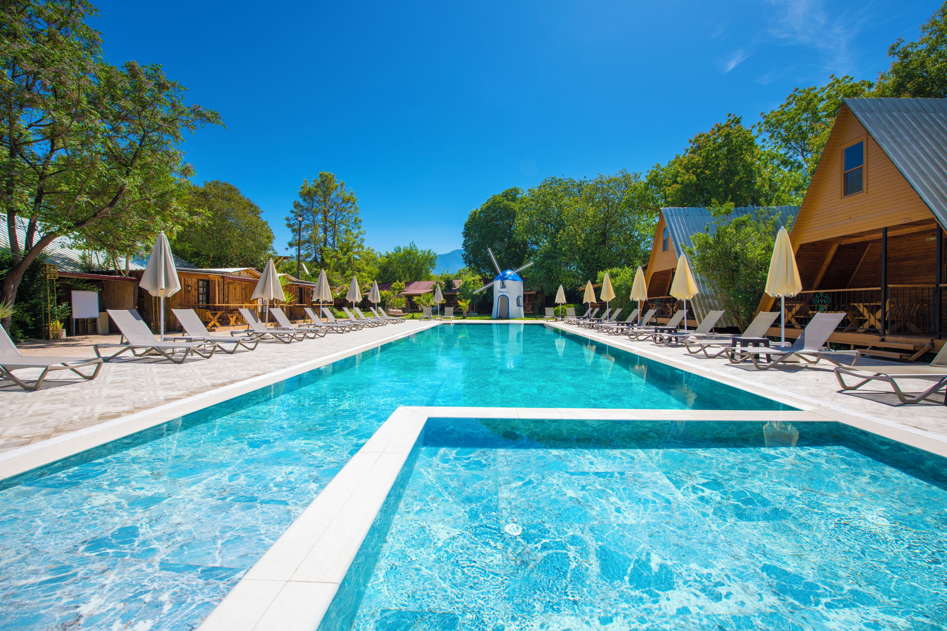 Seasonal outdoor pool