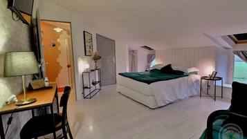 Chambre Fée Morgane | Literie de qualité supérieure, décoration personnalisée
