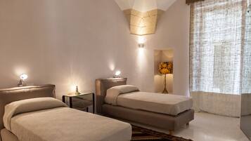 Classic-Doppel- oder -Zweibettzimmer