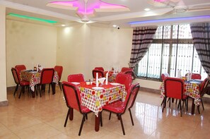 Restaurant - Don Suite Hotel (Dar es Salaam)