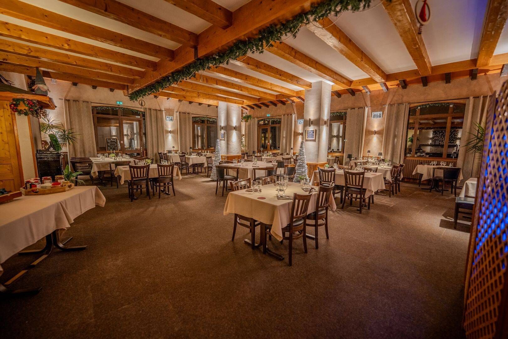 lunch and dinner served, local cuisine