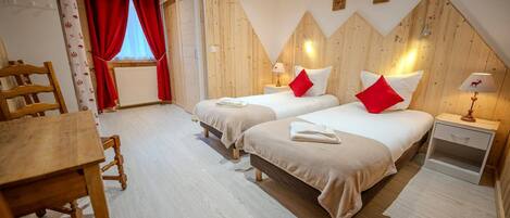 Chambre avec lits jumeaux