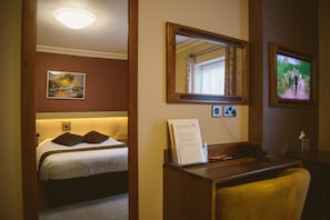 In-room safe, desk, iron/ironing board, free WiFi