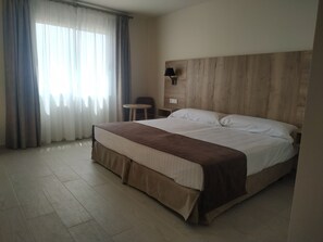 Minibar, in-room safe, desk, blackout curtains