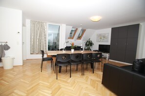 Duplex Comfort - 3 sovrum - balkong (TOP 23) | Matservice på rummet