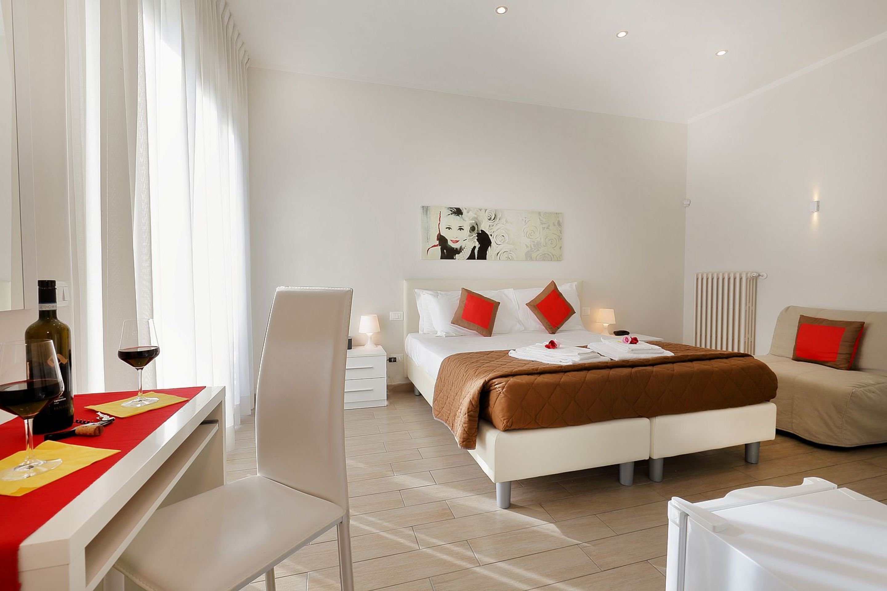 Kamar Double atau Twin Superior, jet tub | Minibar, brankas, dan didekorasi berbeda-beda