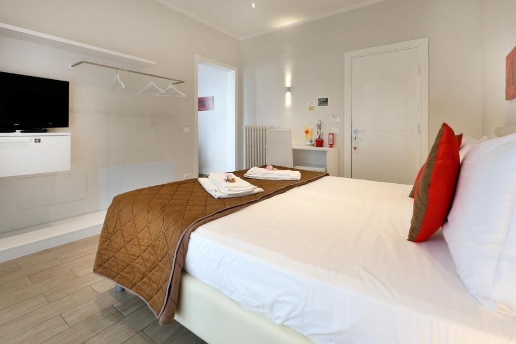 Camera Comfort, 2 camere da letto, terrazzo | Minibar, una cassaforte in camera, con stile personalizzato