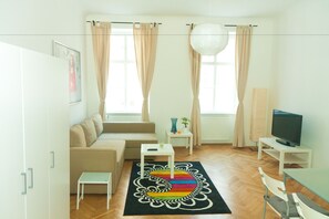 Classic Apartment, 1 Bedroom | Living room