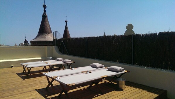 Sun deck - Hostal Argo (Barcelona)