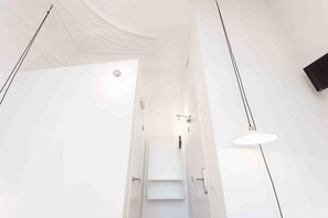 Bed sheets - Hostal Argo (Barcelona)