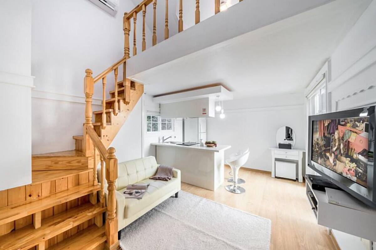 A-5 (Duplex) | Living area | Flat-screen TV
