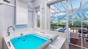 Kamar, jet tub (A-2) | Jet tub
