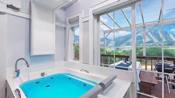 A-2 (Spa) | Jetted bathtub