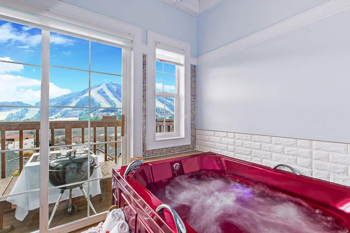 Maisonette, Whirlpool (B-3) | Whirlwanne