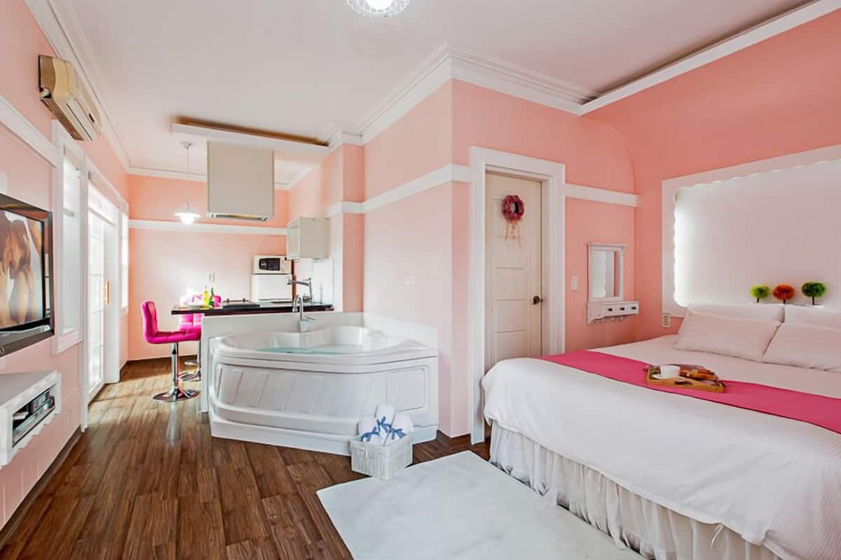 Studio, Whirlpool (B-5) | 1 Schlafzimmer, kostenloses WLAN