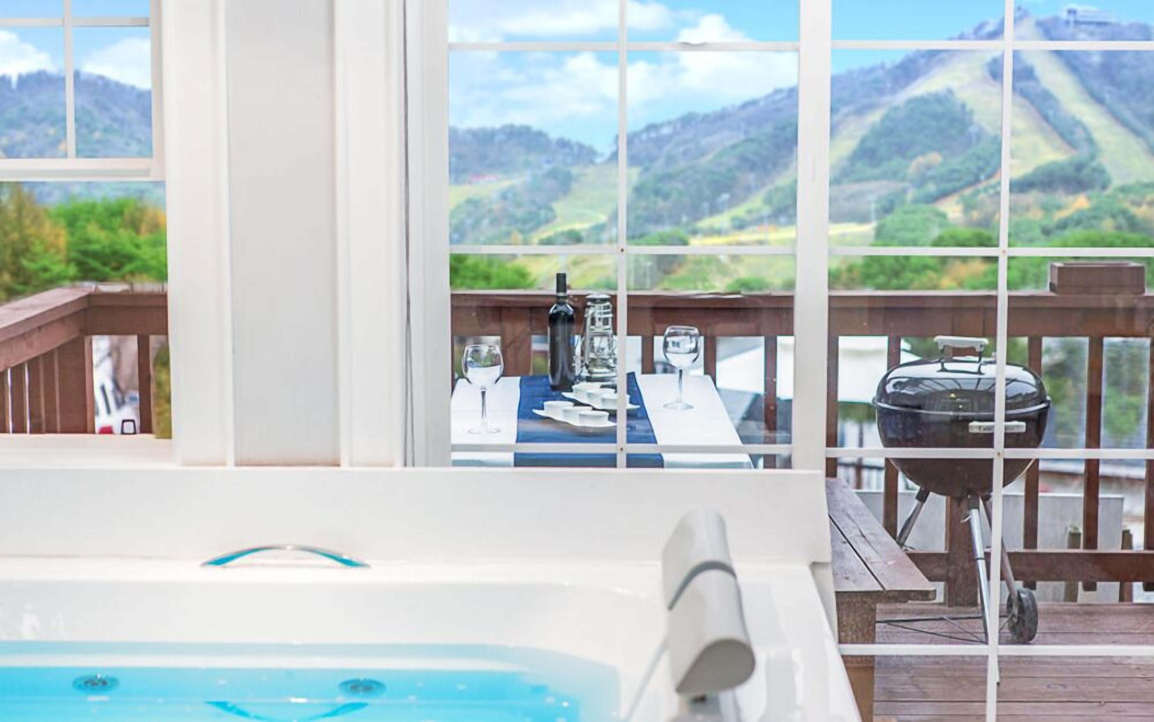 Værelse - boblebad (A-2) | Udsigt fra balkon