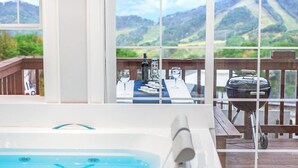 Kamar, jet tub (A-2) | Pemandangan balkon