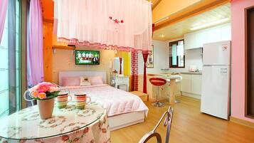 3 bedrooms, free WiFi