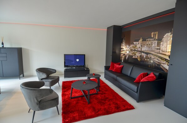 Exclusive-Penthouse, 1 King-Bett und Schlafsofa, Stadtblick | Wohnbereich