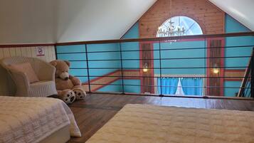 Duplex, Terrace (Camomile) | Living area | 42-inch flat-screen TV with cable channels, TV