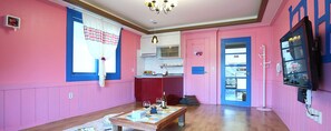 Room (Elysee) | Free WiFi - Gyeongju Adria Pension (Gyeongju)