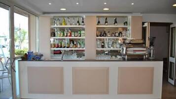 Bar (in der Unterkunft)