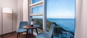Hotel Tops 10