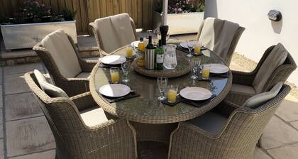 Camerton Inn Cottage