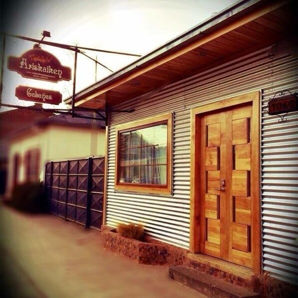 Fachada de la propiedad