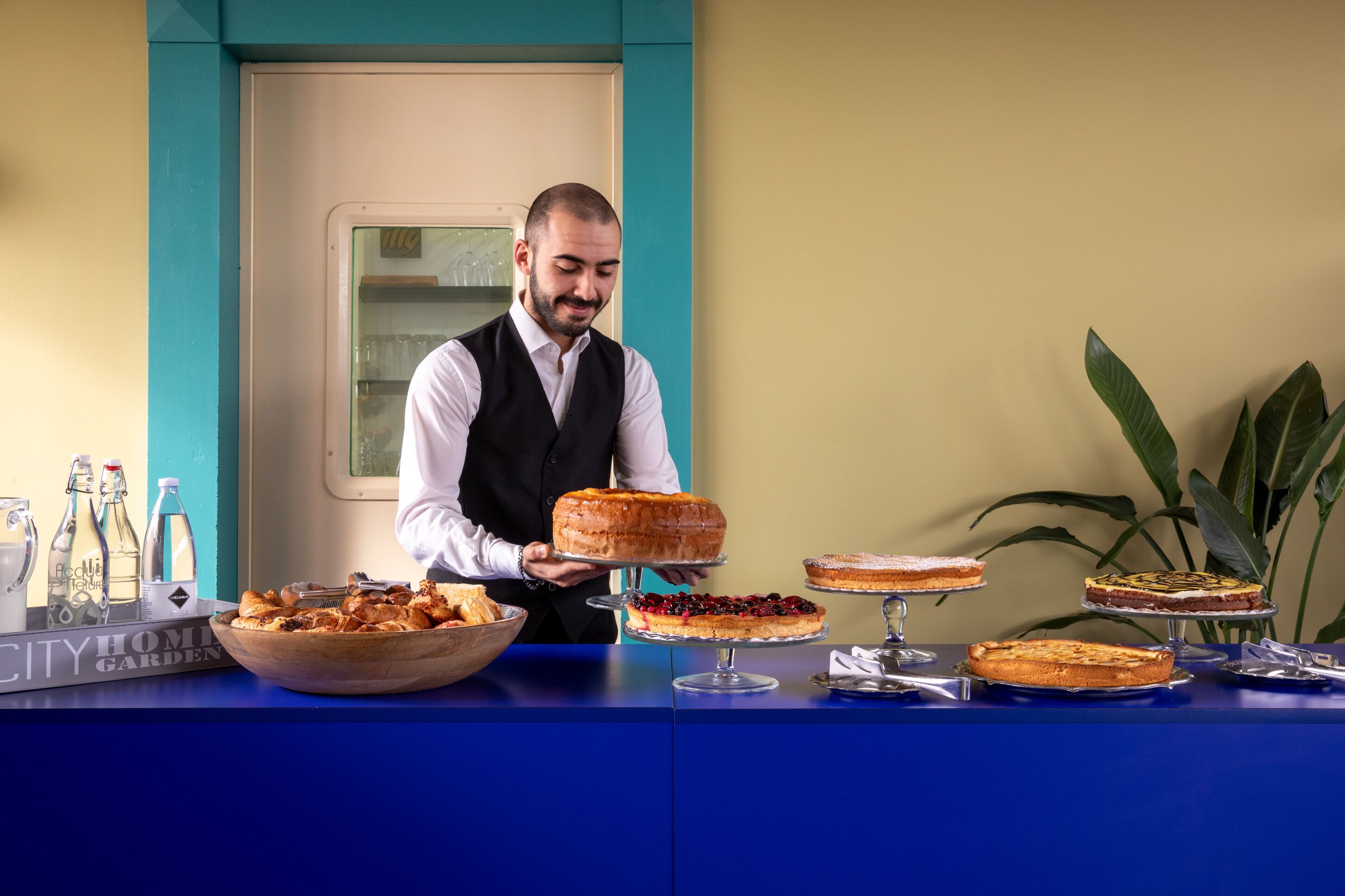 daily buffet breakfast (eur 15 per person)