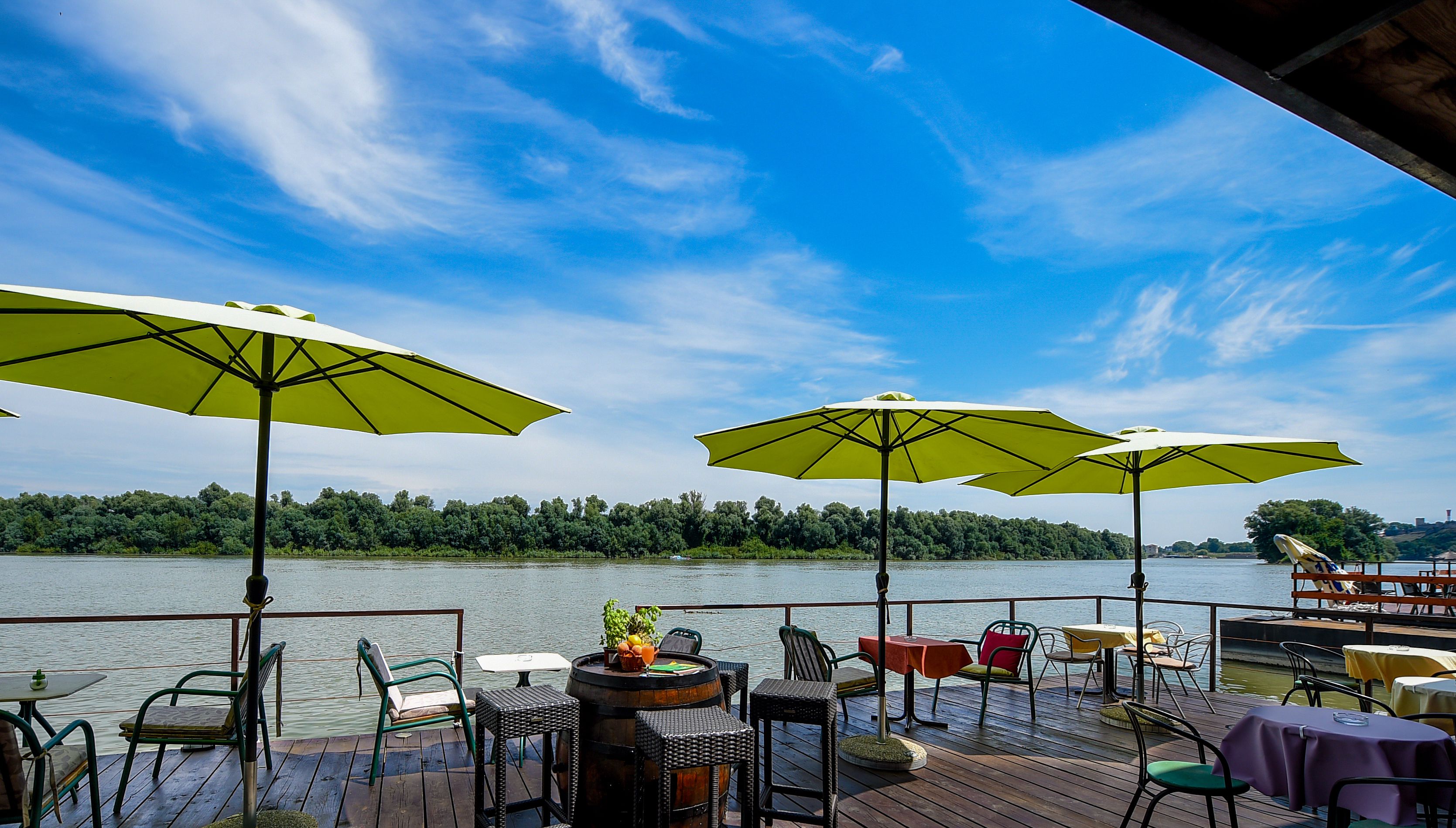 Photo - San Art Floating Hostel & Apartments