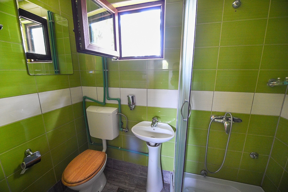 San Art Floating Hostel by null