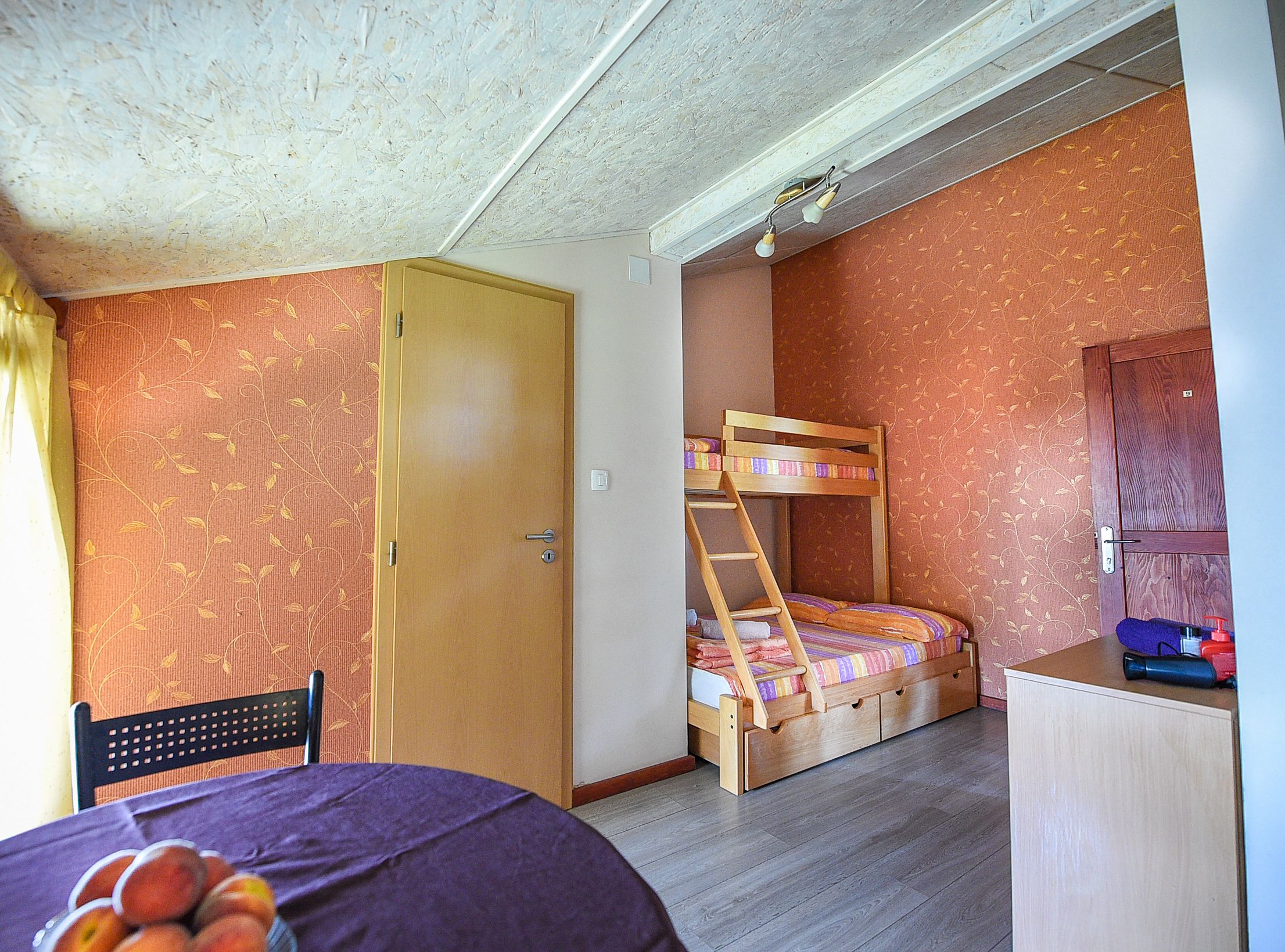 基本四人房 | 隔音、熨斗/熨衣板、免費無線上網、床單