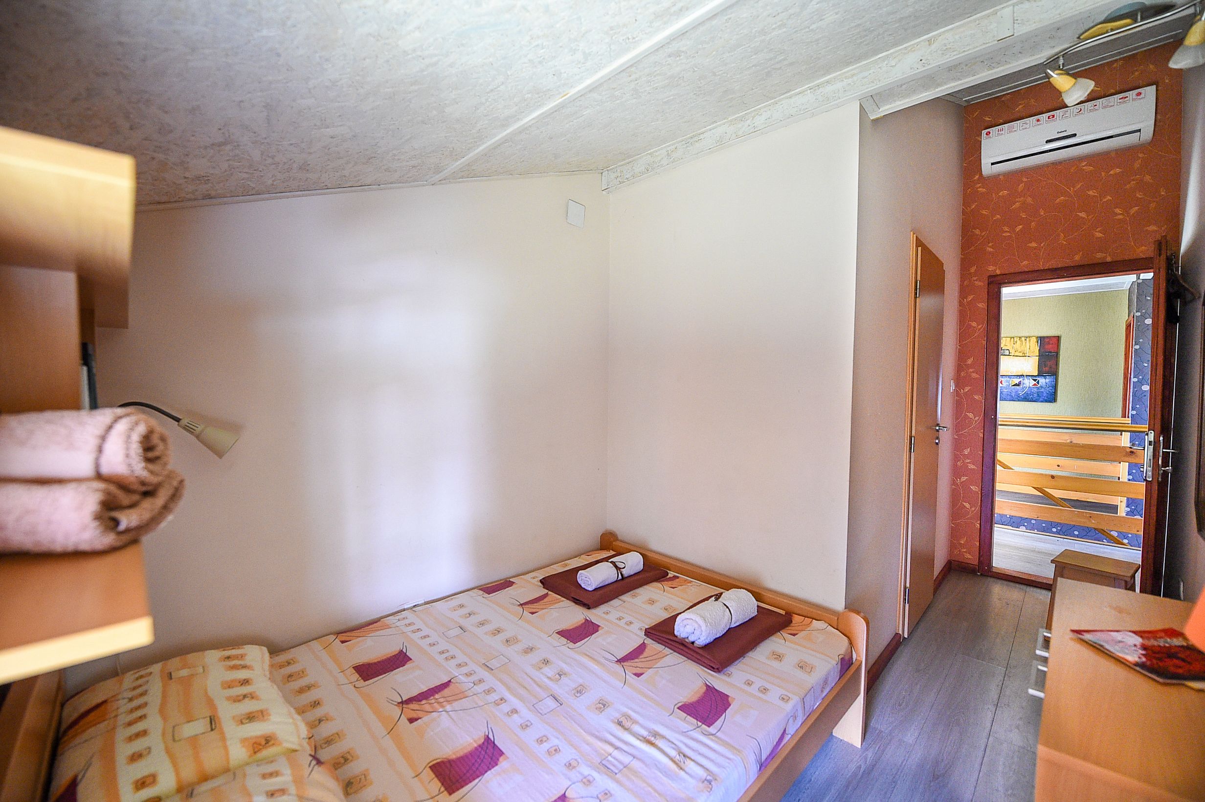 Photo - San Art Floating Hostel & Apartments