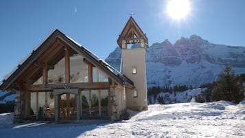 Bagian depan properti