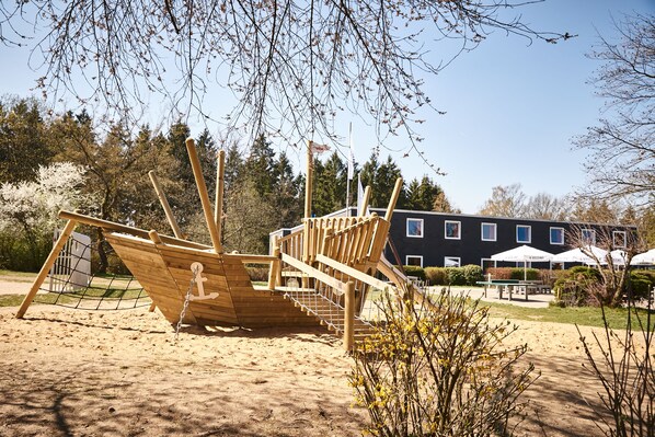 Children's play area - outdoor