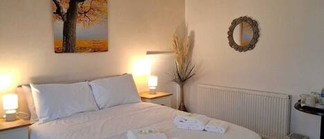 Standard-Doppelzimmer, mit Bad | Verschiedenes