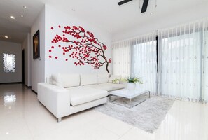 Condo | Living area | Flat-screen TV - Heliko 201 by cocoBR (Playa del Carmen)