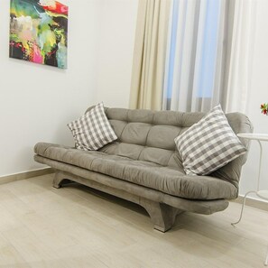 Familie suite | Woonruimte | Een lcd-televisie