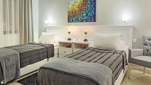 1 bedroom, in-room safe, desk, laptop workspace - Maison Bahar Hotel & Suites (Kusadasi)