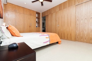 1 bedroom, iron/ironing board, free WiFi, bed sheets - Studio one 303 by CocoBR (Playa del Carmen)