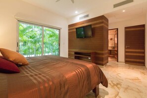 Exclusive Condo | 2 bedrooms, free WiFi - Casa del Mar 103 by CocoBR (Playa del Carmen)
