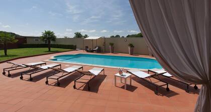 Leben in Mode - Jenseits der Träume - WI-FI frei - Swimmingpool - Klimaanlage