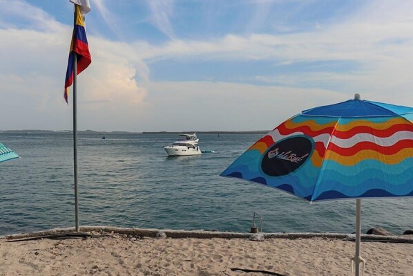 Beach - Hotel Isla Real (Cartagena)