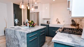 Luxury Suite, 1 Bedroom, 2 Bathrooms, Partial Ocean View (Casa Azul) | Private kitchen | Full-size fridge, microwave, oven, stovetop