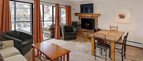 Smart TV, fireplace, DVD player, video library